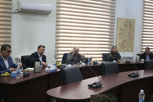 A delegation from Uzbekistan visited UT College of  Science