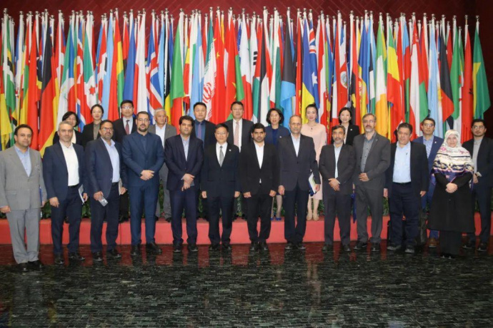 Active presence of UT in two higher education events in China