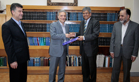 Ambassador of India met with the President of University o f Tehran