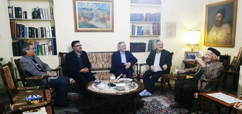 دیدار رئیس دانشگاه تهران با استاد پیشکسوت ادبیات، فلسفه و تاریخ دانشگاه تهران