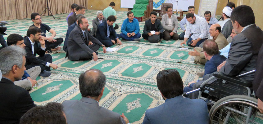 دیدار شهردار منطقه ۶ تهران با دانشجویان کوی دانشگاه