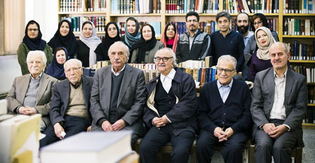 برگزاری جلسه مؤلفان مؤسسۀ لغتنامه دهخدا با حضور استاد شفیعی کدکنی