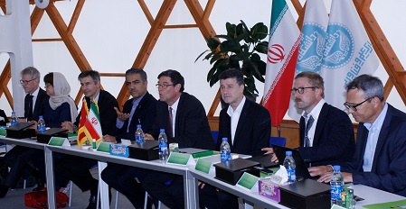 بازدید هیأت عالیرتبه سوئیسی از دانشگاه تهران