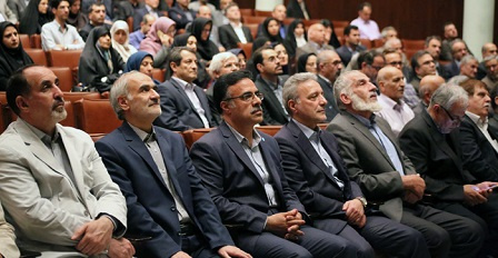 تفکر استادان دانشگاه تهران ملی و جهانی است