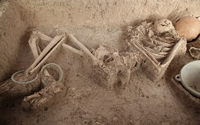 کاوشگران دانشگاه تهران در گورستان عصر آهن ۲ و ۳ قرهتپه سگزآباد به یافتههای جدیدی رسیدند