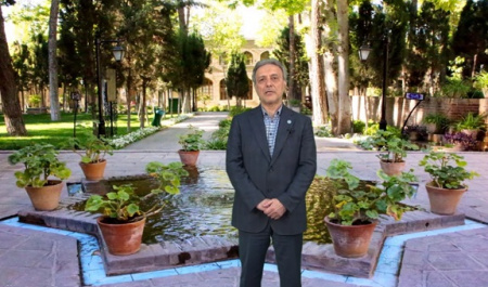 پیام ریاست محترم دانشگاه تهران به اعضاء خانواده دانشگاه تهران برای انجام مسئولیت اجتماعی دانشگاه تهران در قبال کشور و دنیا